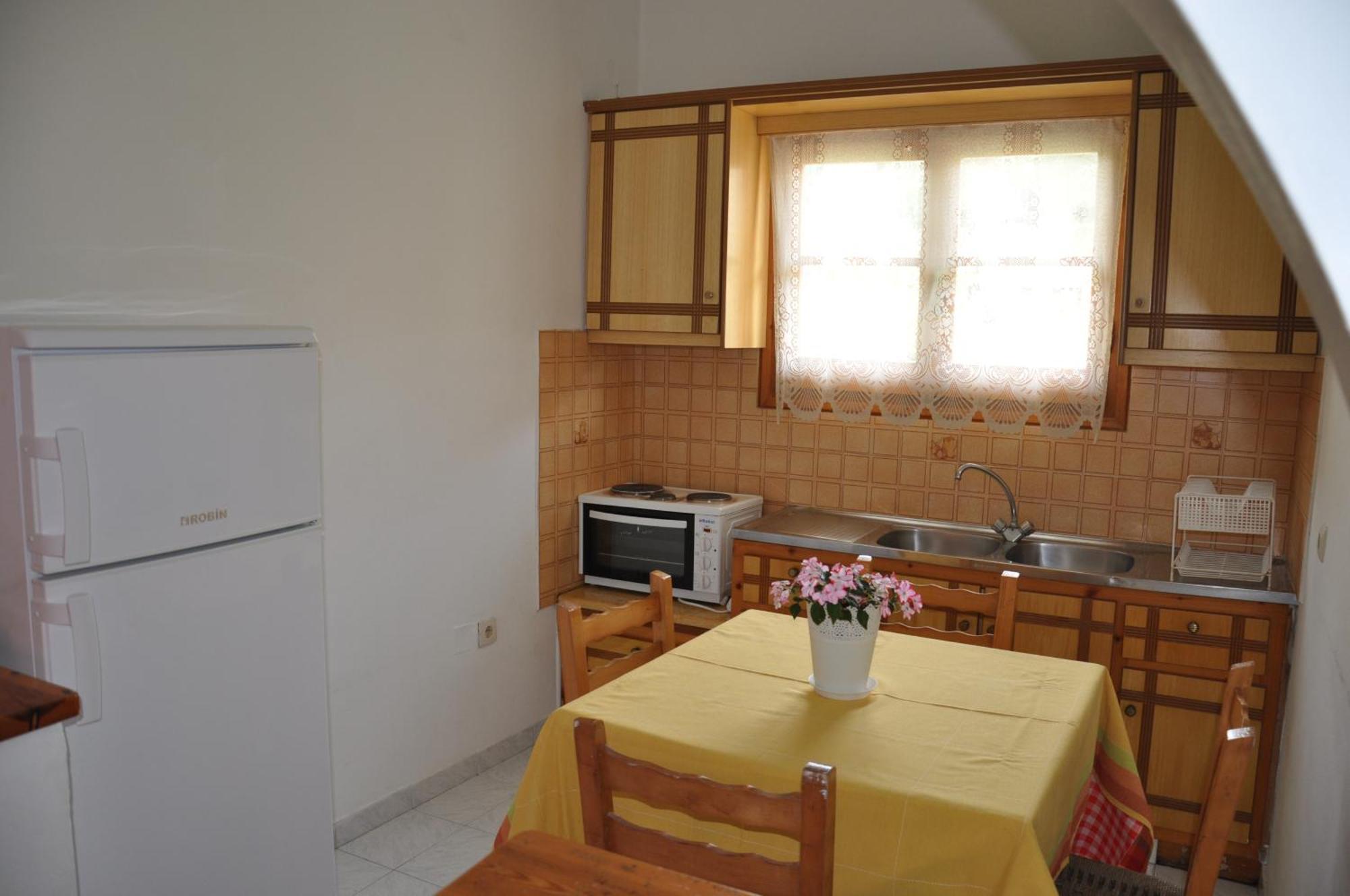 Paraskevi Apartments Ипсос Екстериор снимка