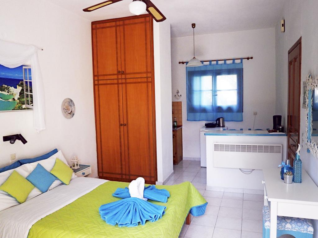 Paraskevi Apartments Ипсос Екстериор снимка