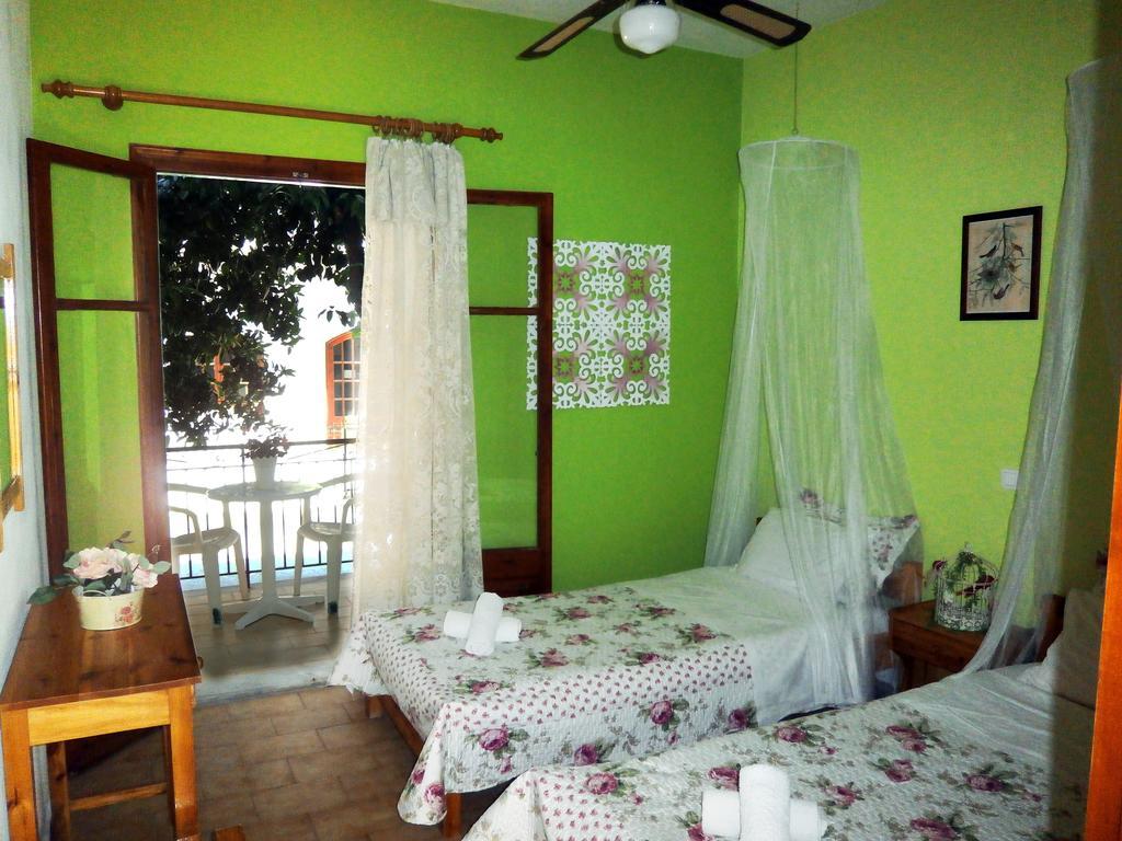 Paraskevi Apartments Ипсос Стая снимка